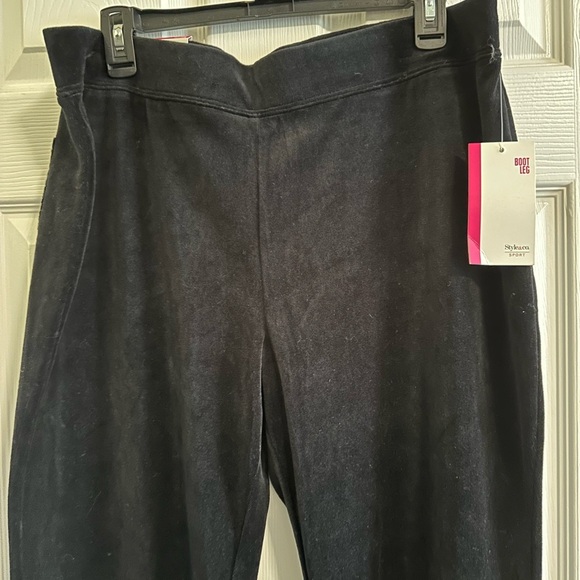 Style & Co. Womens Embellished Boot Leg Velour Pants- NWT XL Black - Picture 2 of 6